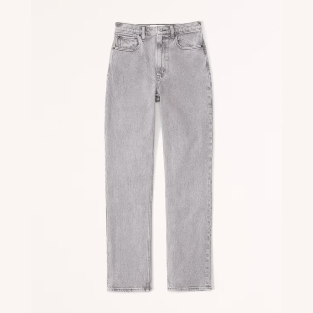 NWT Abercrombie Ultra High Rise 90s Straight Jean Light Grey 24L